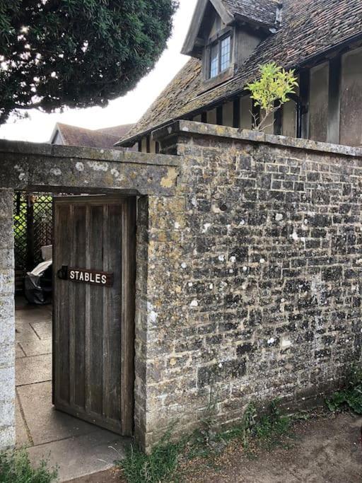 The Manor Stables Villa Sturminster Newton Exterior photo